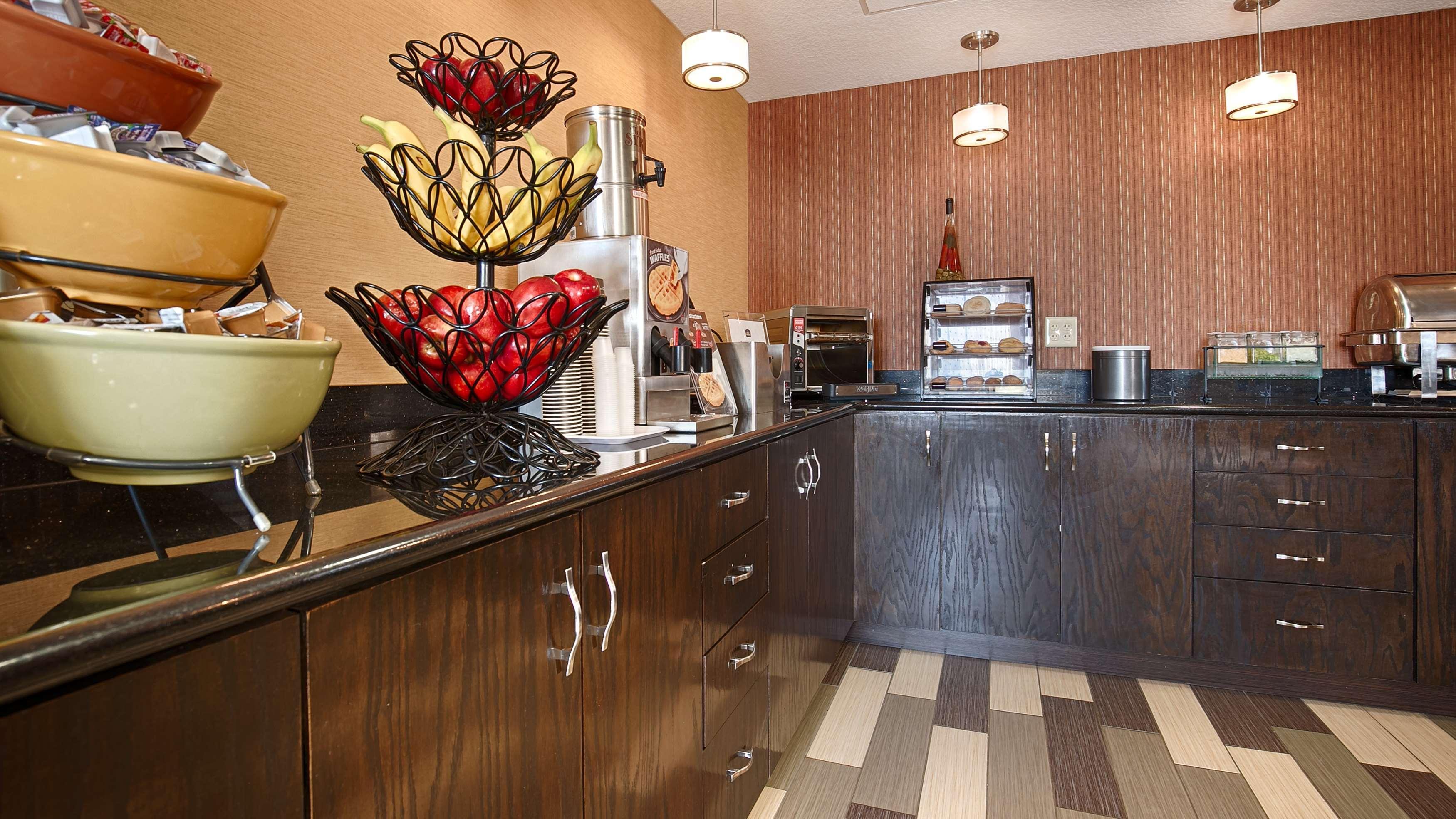Best Western Luxbury Inn Fort Wayne Ngoại thất bức ảnh