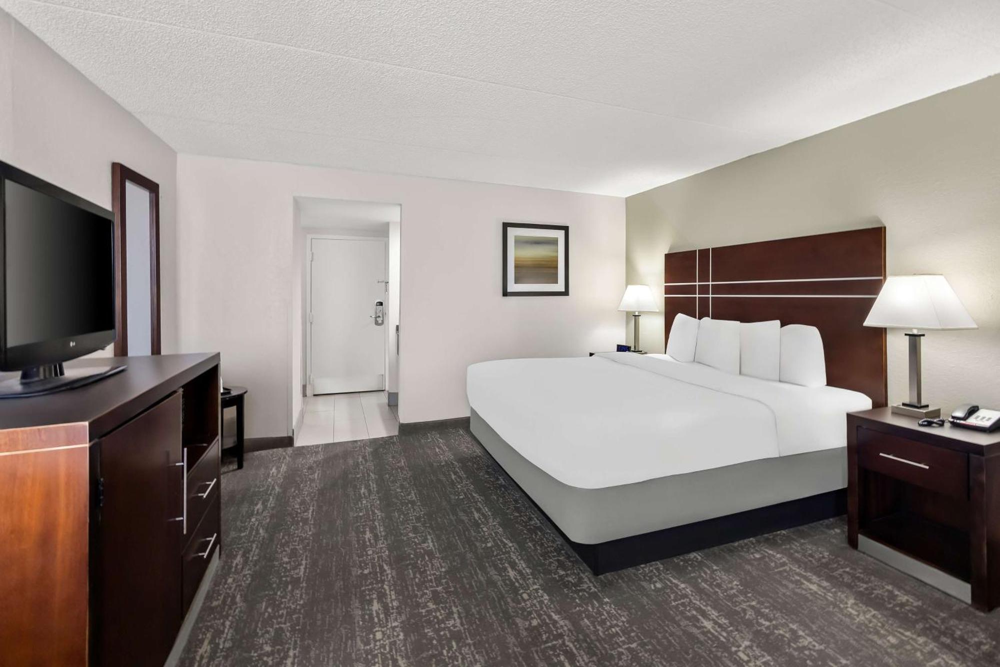 Best Western Luxbury Inn Fort Wayne Ngoại thất bức ảnh