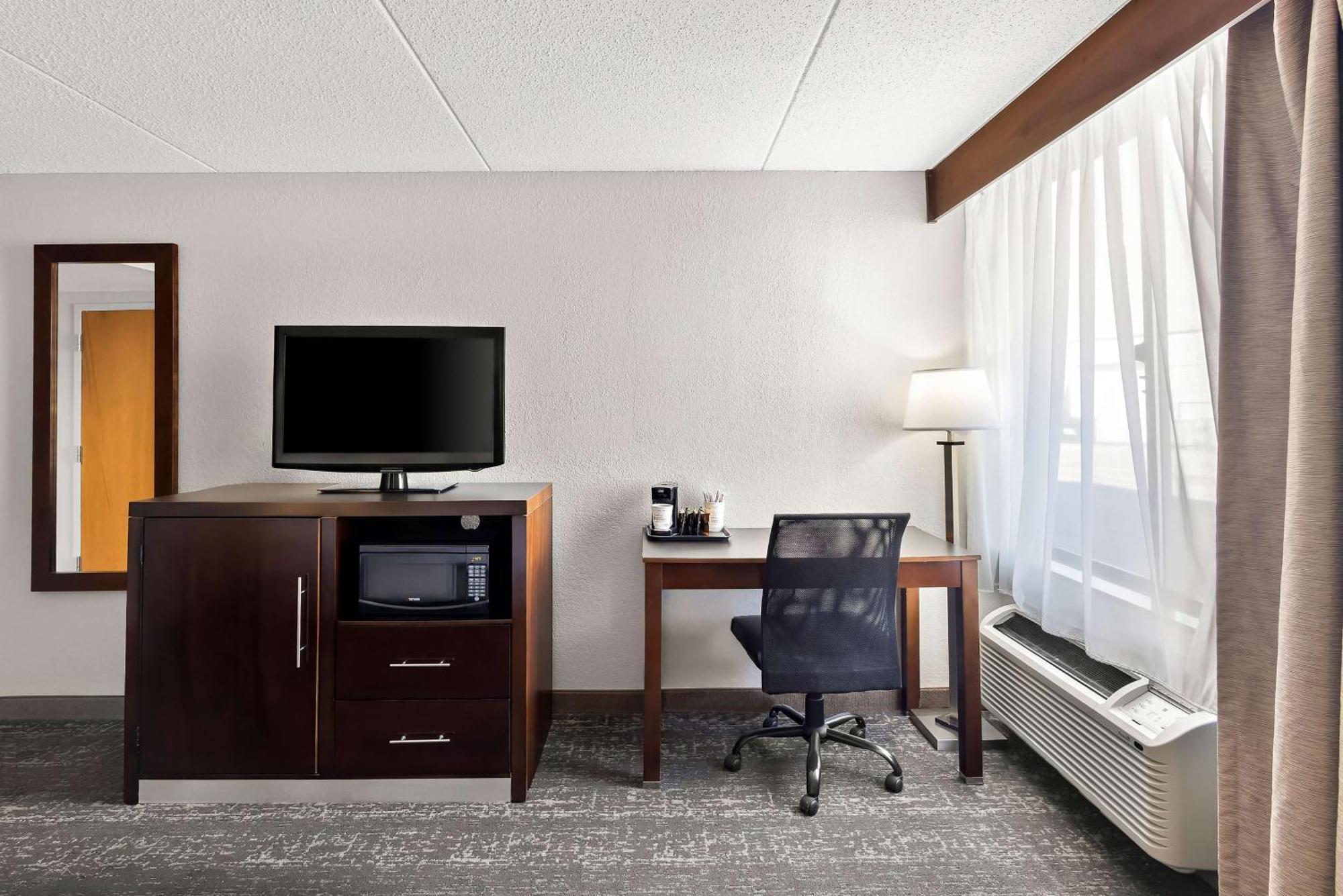 Best Western Luxbury Inn Fort Wayne Ngoại thất bức ảnh