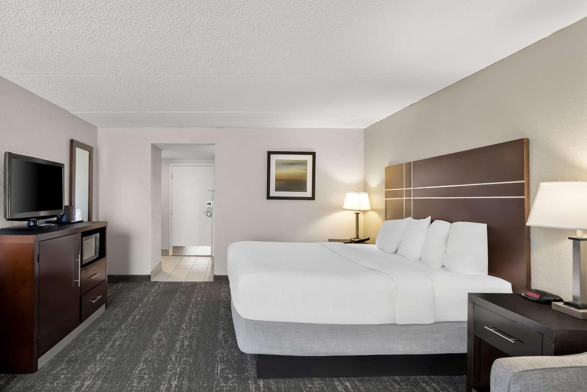 Best Western Luxbury Inn Fort Wayne Ngoại thất bức ảnh